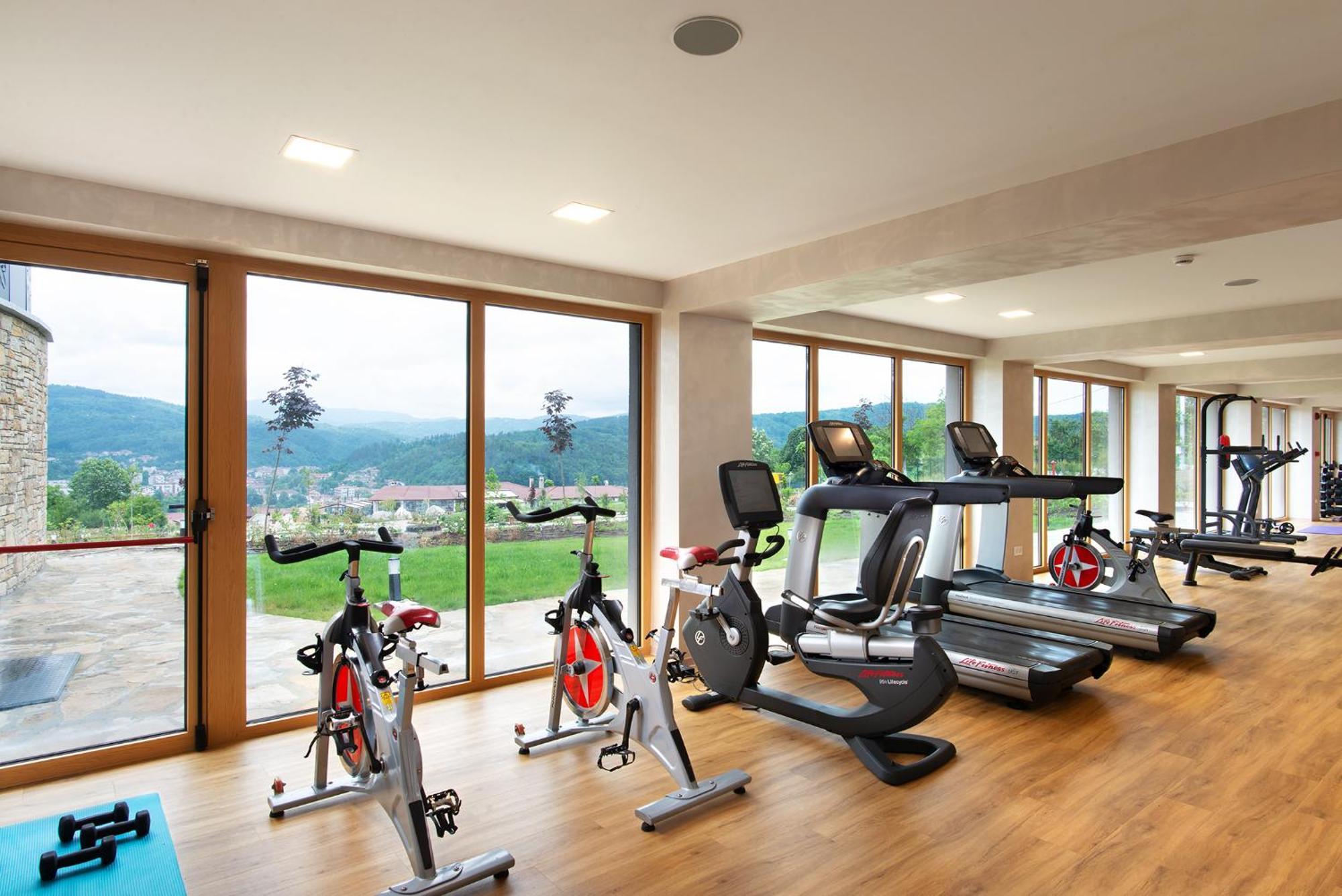Wine & Spa Hotel Chukara Trjavna Kültér fotó
